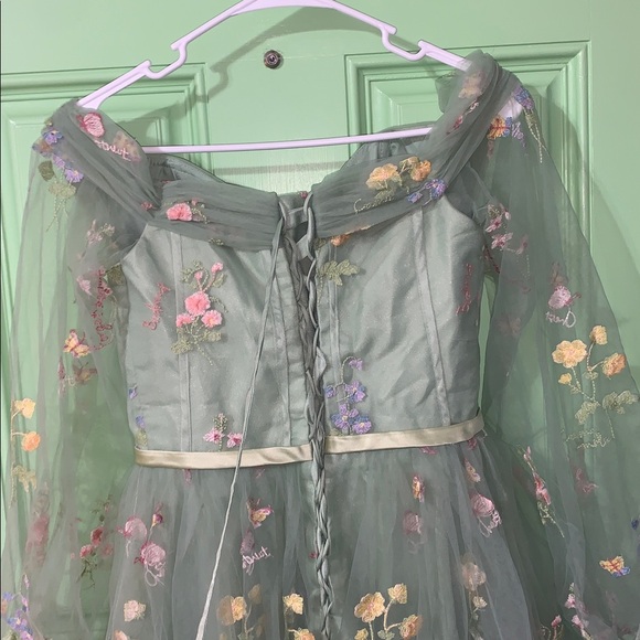 Floral Sage Green Dress - Women’s size 10 - Picture 9 of 10